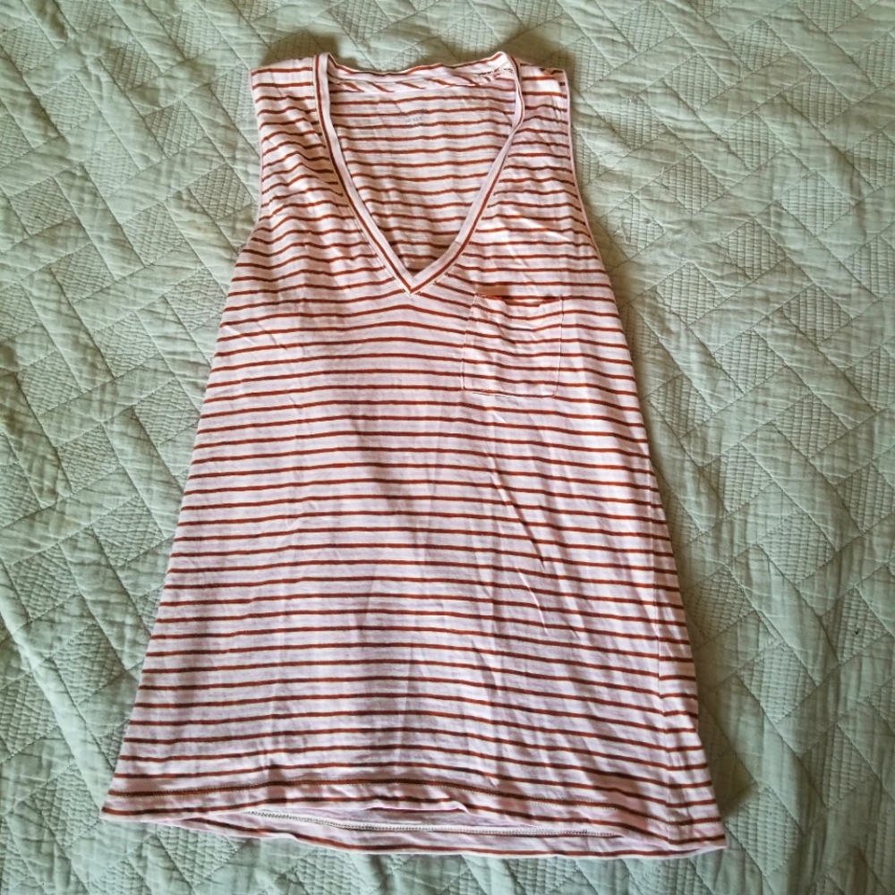V neck tank